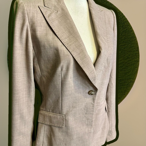 Saks Fifth Avenue Collection Heathered Tan Wool Whipstitch Trim Blazer Size 8 - Picture 14 of 15